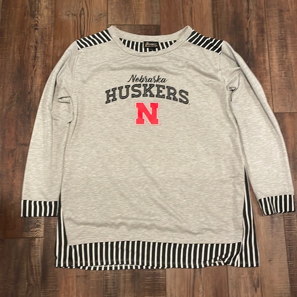 XL/XXL Gameday Couture Nebraska Huskers Lightweight Tunic - Picture 1 of 11